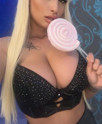 Полина